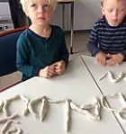 Nokkrar myndir úr yngri deild